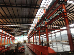 Chine Bâtiments à charpente d'acier des vêtements ASTM, construction préfabriquée 82 x atelier 100 en acier industriel léger fournisseur