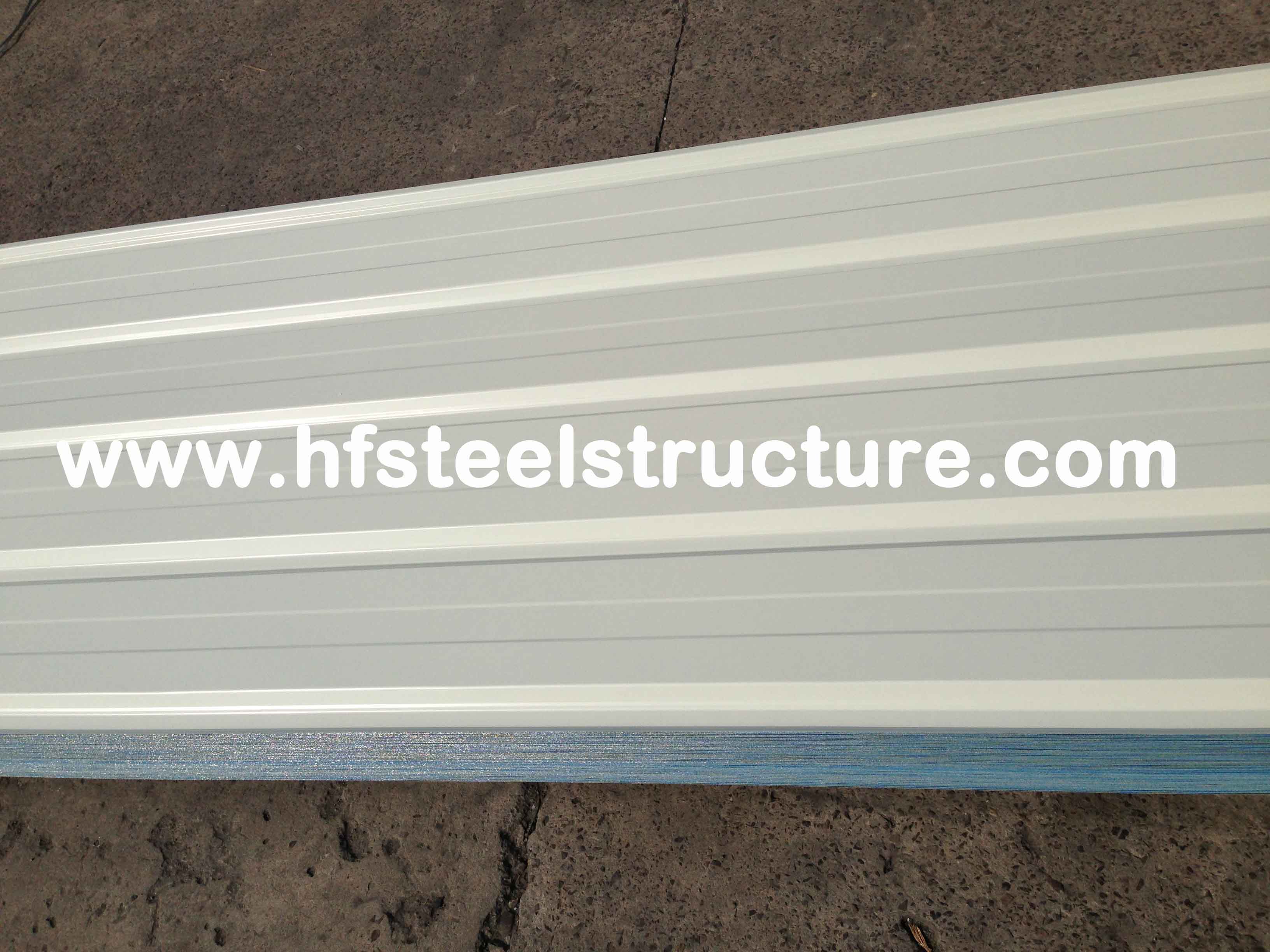 Feuilles industrielles légères de toiture en métal pour le matériau de construction